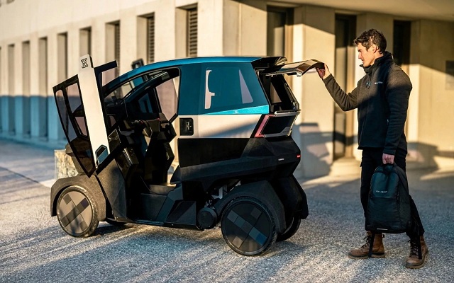 o-to-dien-mini-chi-to-nhu-xe-may-thiet-ke-muon-cybertruck-cua-nhu-lamborghini-chay-200km-sac
