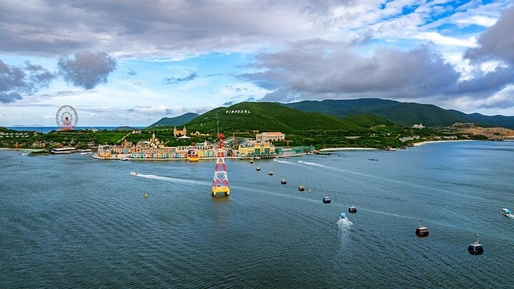 BST du xuân nhất định phải thử tại vịnh biển thiên đường Vinpearl Nha Trang