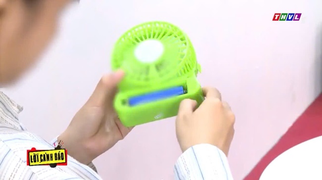 Lời Cảnh Báo: Hiểm họa cháy, nổ từ quạt cầm tay mini giá rẻ
