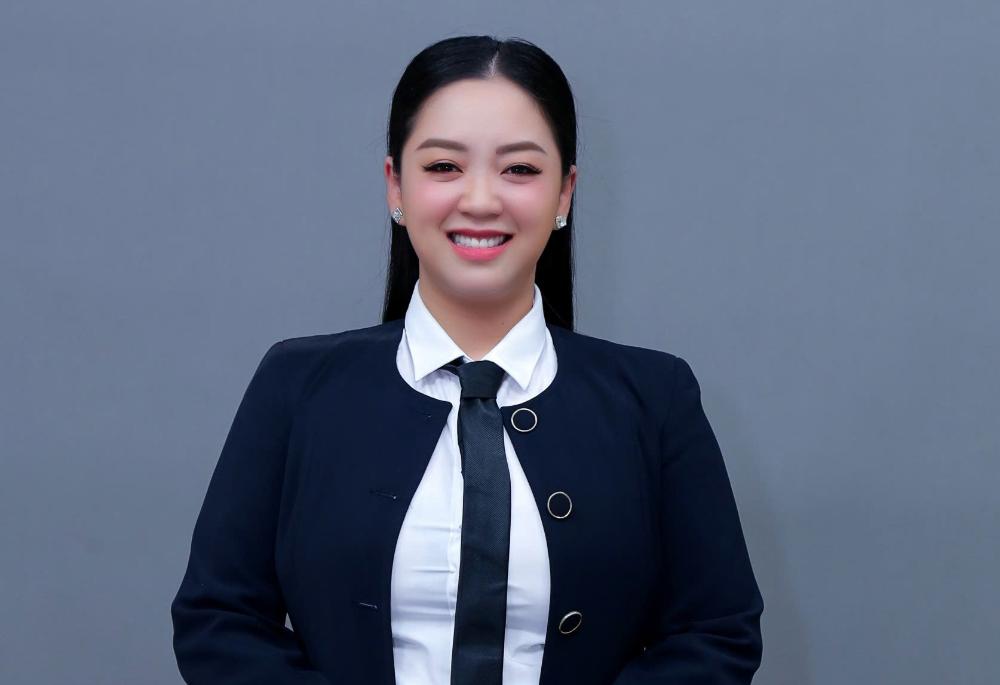“Đóa hồng thép ngành luật” Dương Ánh Nga kể chuyện bị ném đồ, chửi bới khi tranh tụng tại tòa