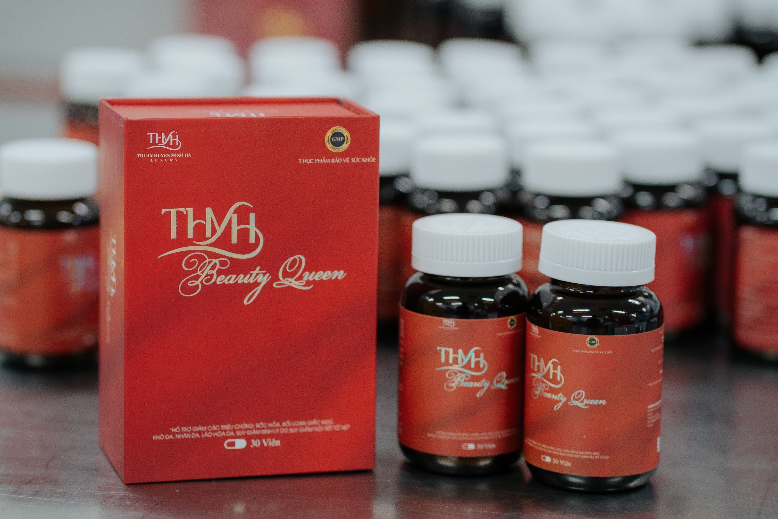 ceo-thuan-huyen-minh-huyen-ra-mat-bo-doi-thmh-queen-beauty-thmh-nano-curcumin-2