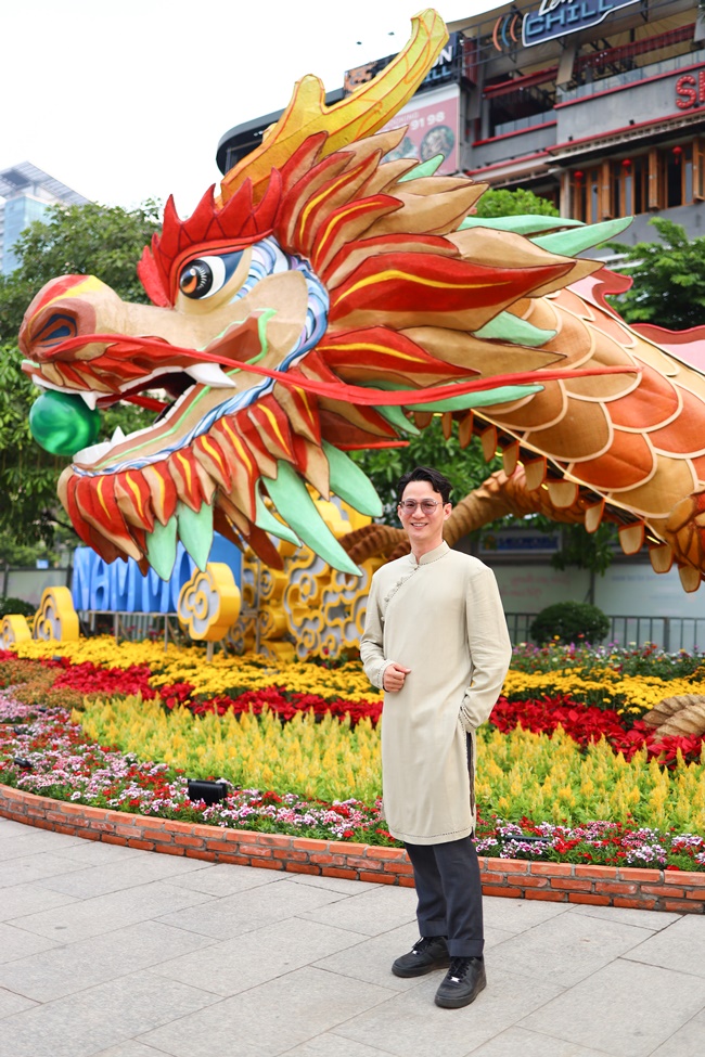 f2-fashion-a-freedom-nha-tai-tro-trang-phuc-cho-su-kien-khai-xuan-tai-duong-hoa-nguyen-hue-xuan-giap-thin-2024-tgnguoinoitieng14