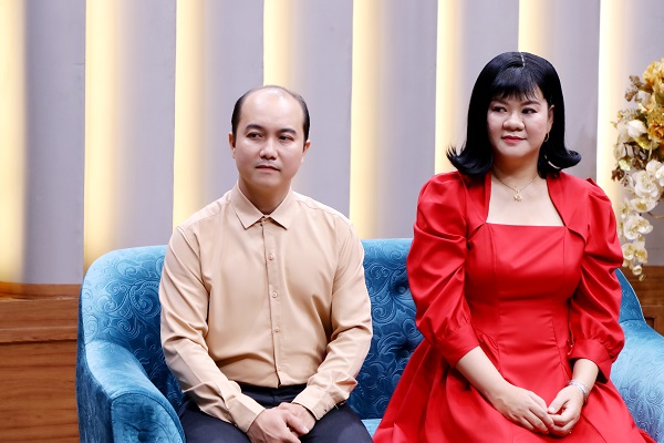 Mảnh Ghép Hoàn Hảo: Chồng nghiện mua sắm, vợ tá hỏa sợ không đủ tiền nuôi 4 con trai