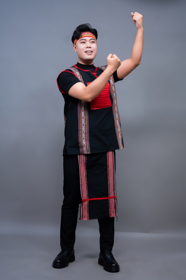 HAY-NGHE-TOI-HAT-TGNGUOINOITIENG-HAPHUONG 3