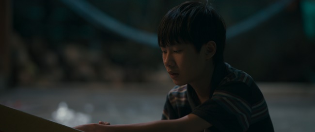 nsut-chieu-xuan-va-le-tuan-khang-chinh-thuc-xuat-hien-hai-huoc-trong-trailer-moi-cua-lat-mat-8-vong-tay-nang-tnguinoitieng 20