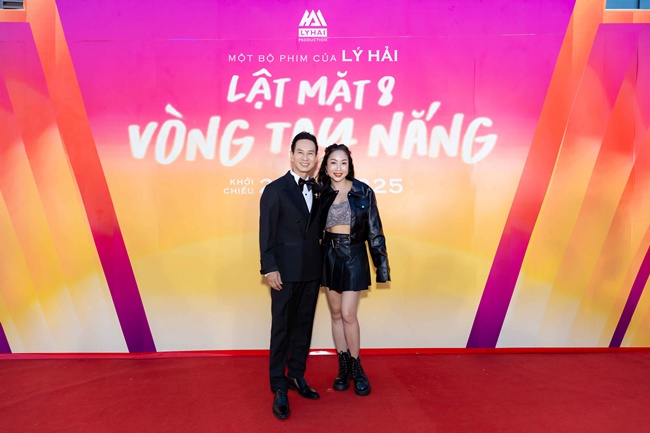 khan-gia-xuc-dong-tai-cong-chieu-lat-mat-8-nang-gat-ngoai-kia-nhung-phim-thi-diu-dang-TGNGUOINOITIENG 227
