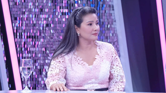Chị Em Gỡ Rối: Ngăn cấm con trai quen bạn gái, người mẹ lấy tài sản “khống chế”