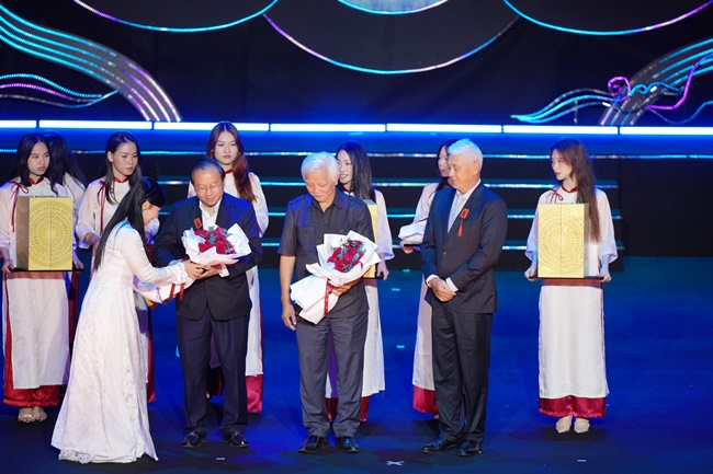doha-15-nam-hien-thuc-hoa-su-menh-van-hoa-viet-nam--tinh-hoa-the-gioi-tgnguoinoitieng 7