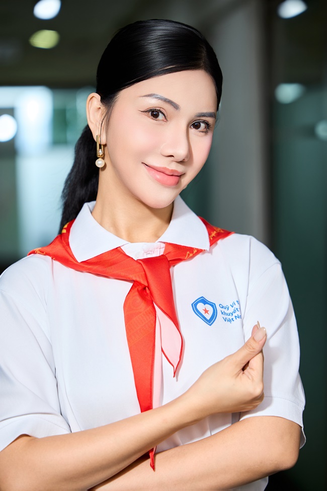 hoa-hau-loan-vuong-1