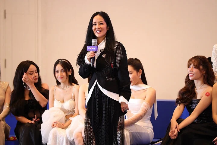 Diva Mỹ Linh: Các đàn chị toàn 'đứng bét' tại Chị đẹp đạp gió rẽ sóng