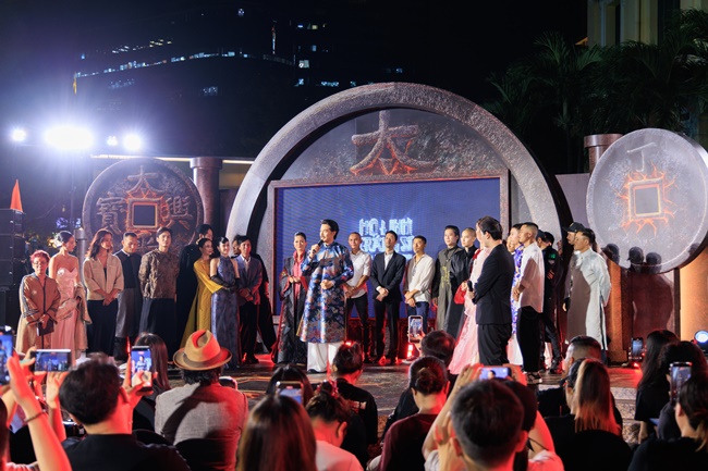 ho-linh-trang-si--bi-an-mo-vua-dinh-doan-phim-chia-se-khat-vong-cham-toi-giac-mo-dien-anh-viet 14