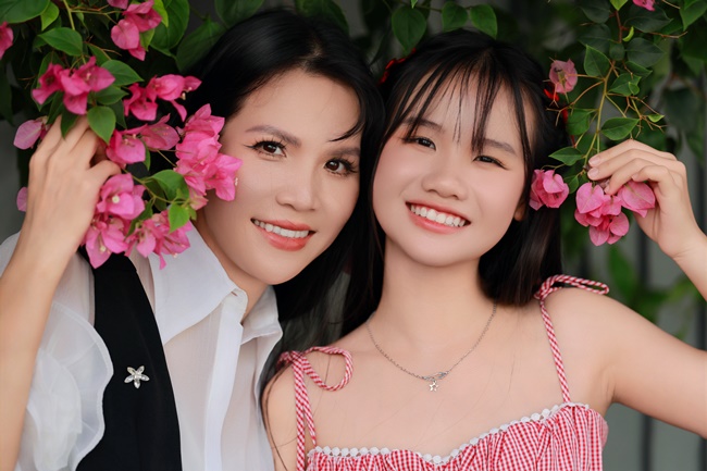 ky-luc-gia-truc-thy-giup-sophia-bao-quyen-tim-lai-niem-yeu-thich-hoc-tieng-anh-TGNGUOINOITIENG1